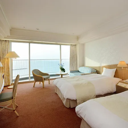 Irago Resort & Convention Hotel Tahara Esterno foto